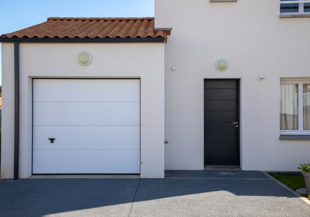 Modern Garage Doors Installation Modern Garage Doors Installation